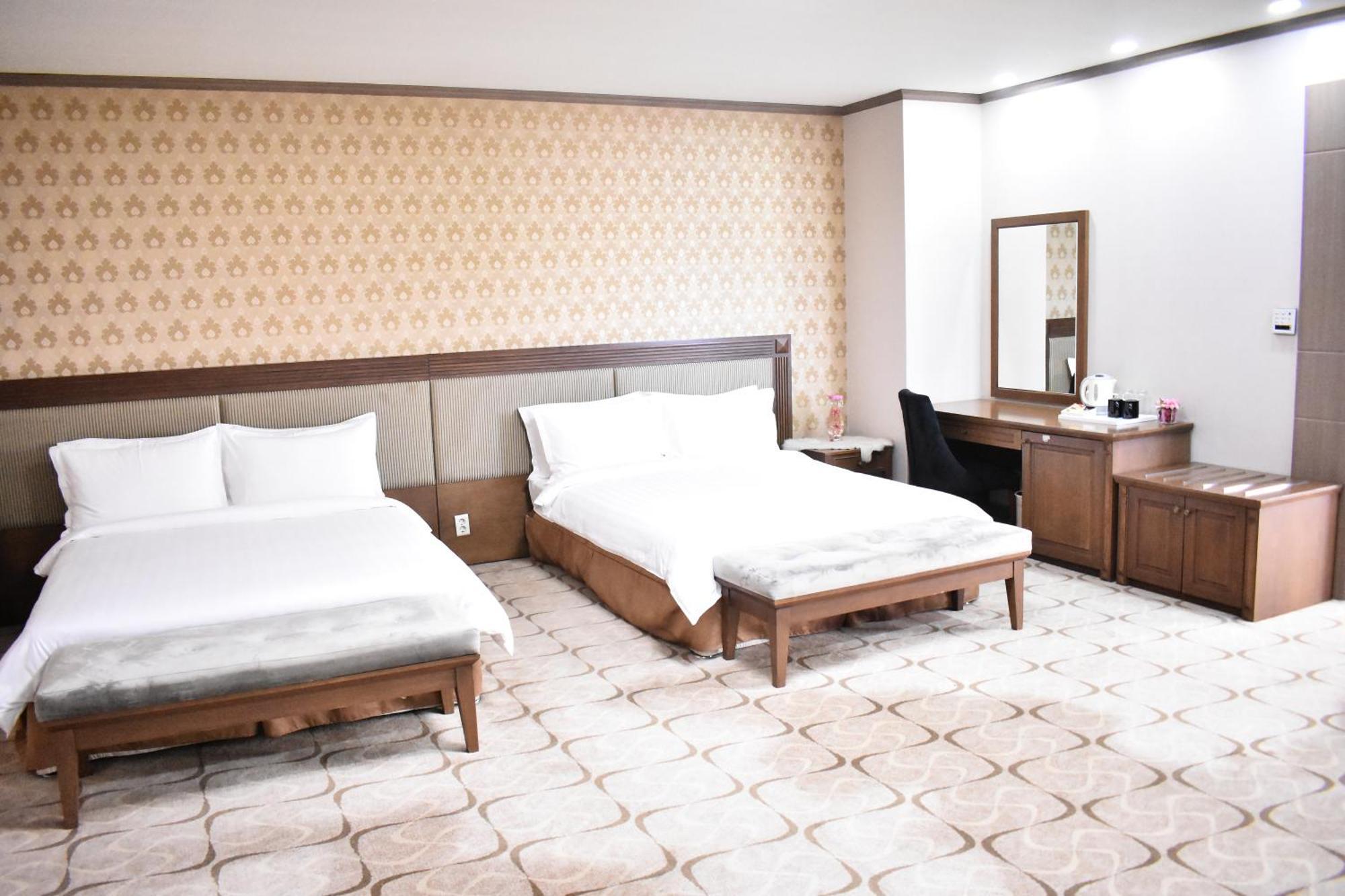 Sunjin Grand Hotel Ulan Batur Dış mekan fotoğraf