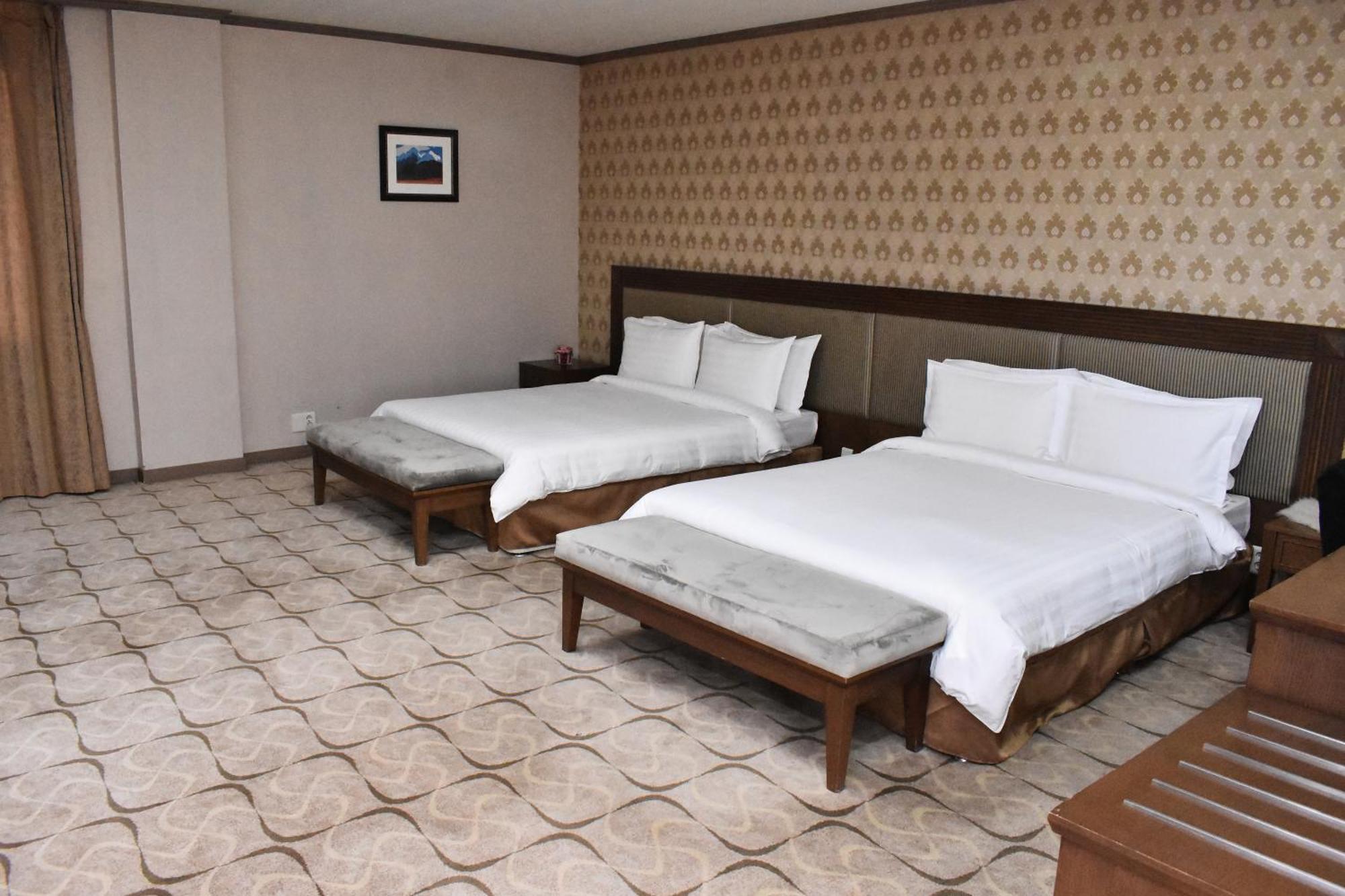 Sunjin Grand Hotel Ulan Batur Dış mekan fotoğraf