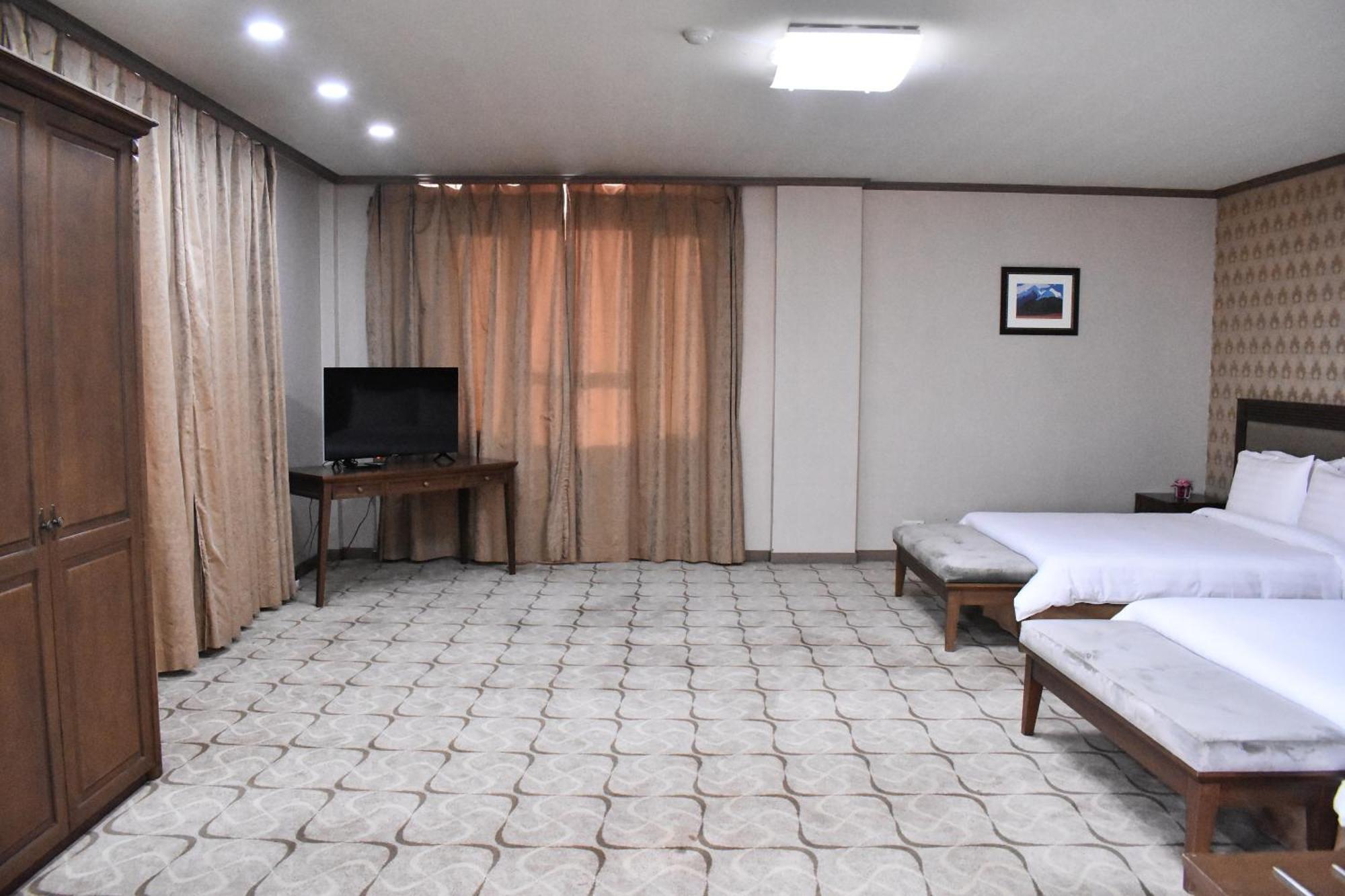 Sunjin Grand Hotel Ulan Batur Dış mekan fotoğraf