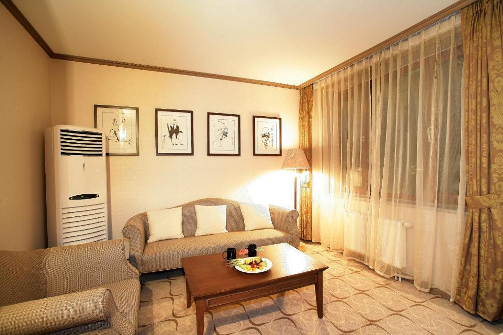 Sunjin Grand Hotel Ulan Batur Dış mekan fotoğraf
