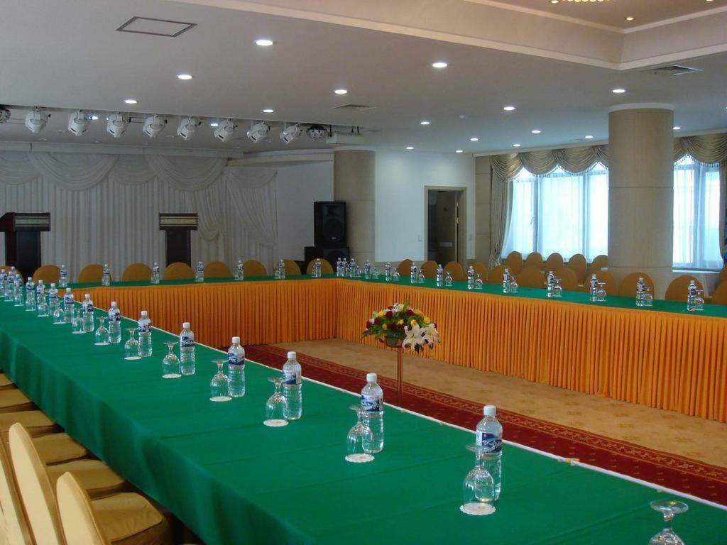 Sunjin Grand Hotel Ulan Batur Dış mekan fotoğraf
